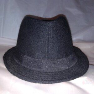 H&M black felt fedora size large